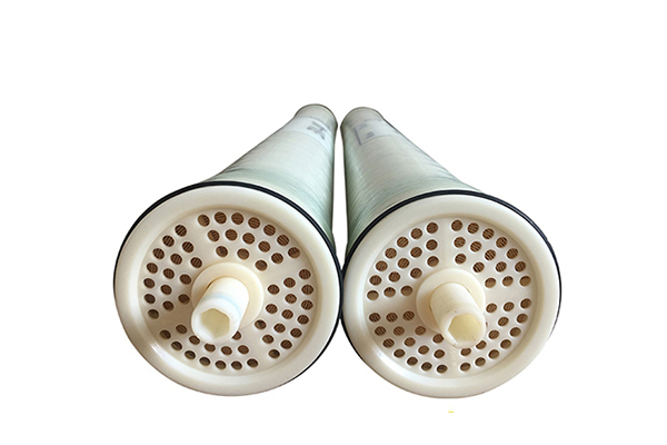 在海水淡化技術(shù)中反滲透膜發(fā)揮的實(shí)力